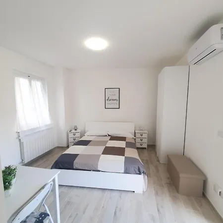 Apartament Mini Valentino *